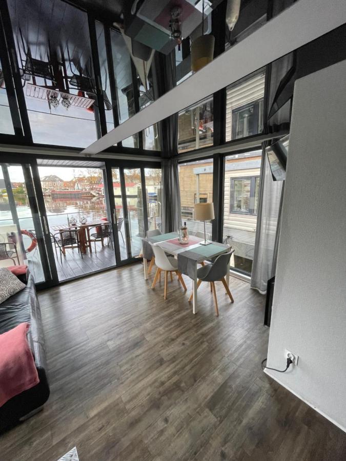 Apartament Slapen Op Het Water Zwartsluis Zewnętrze zdjęcie